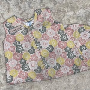Halo Sleep Sack, size small. Rated birth to 6 months, 10-18 lbs.